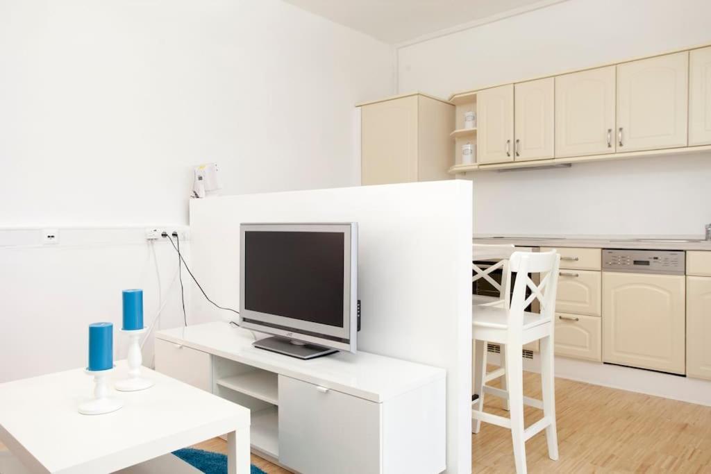 Exclusive 2-Room Souterrain Apartment 뉘른베르크 외부 사진