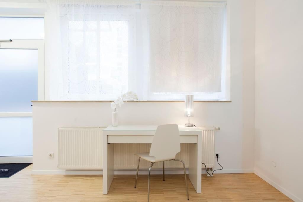 Exclusive 2-Room Souterrain Apartment 뉘른베르크 외부 사진